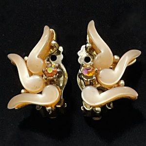 ✨Unique Vintage Clip On Earrings with AB rhinestones